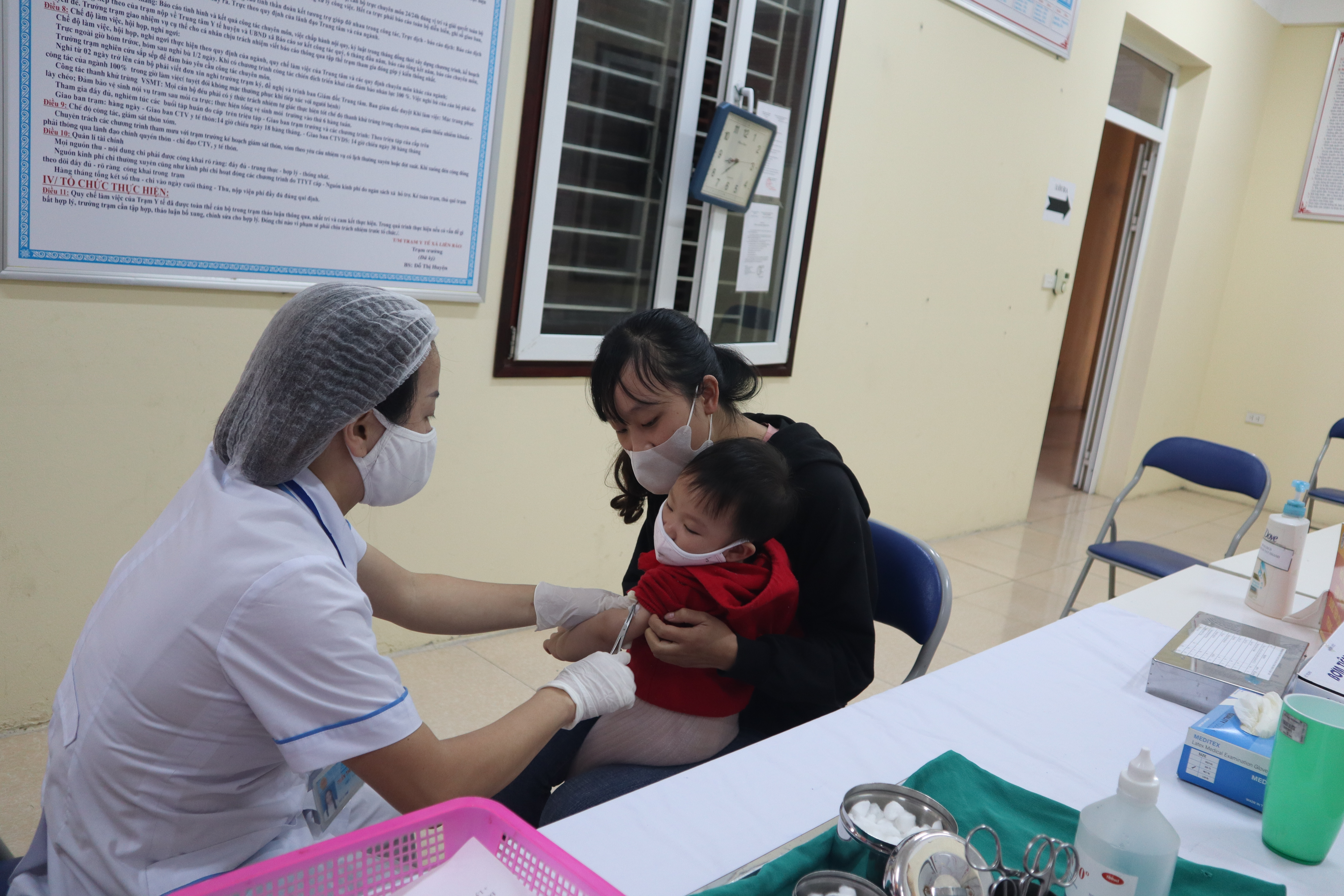 TIÊN DU ĐẢM BẢO AN TOÀN TIÊM CHỦNG VÀ PHÒNG, CHỐNG DỊCH COVID-19