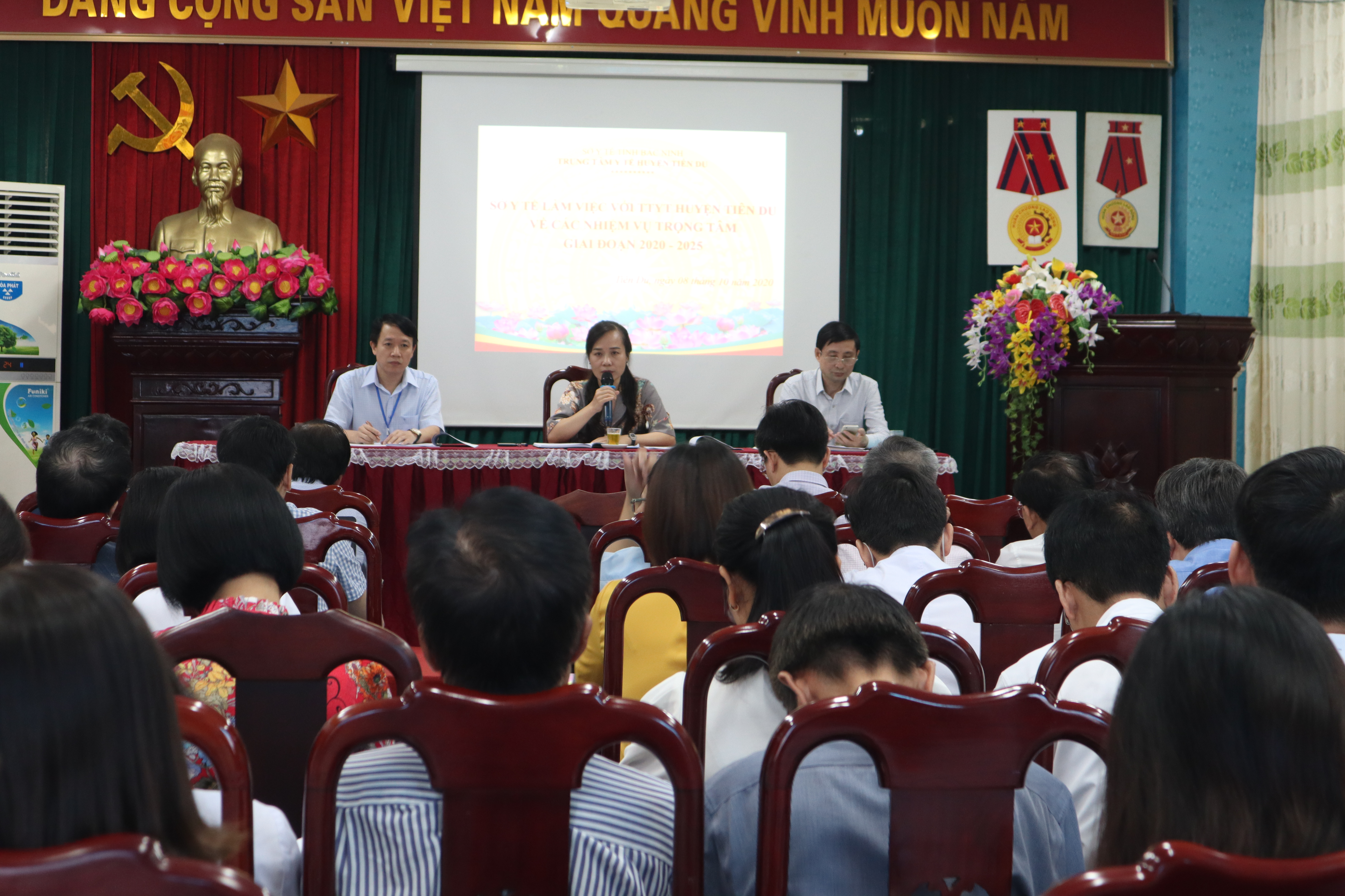 SỞ Y TẾ LÀM VIỆC VỚI TTYT HUYỆN TIÊN DU VỀ CÁC NHIỆM VỤ TRỌNG TÂM GIAI ĐOẠN 2020-2025