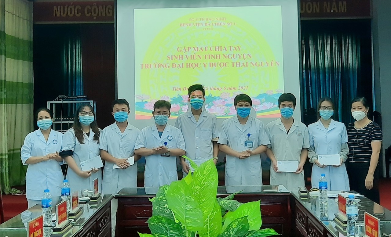 GẶP MẶT CHIA TAY SINH VIÊN TÌNH NGUYỆN TRƯỜNG ĐẠI HỌC Y DƯỢC THÁI NGUYÊN