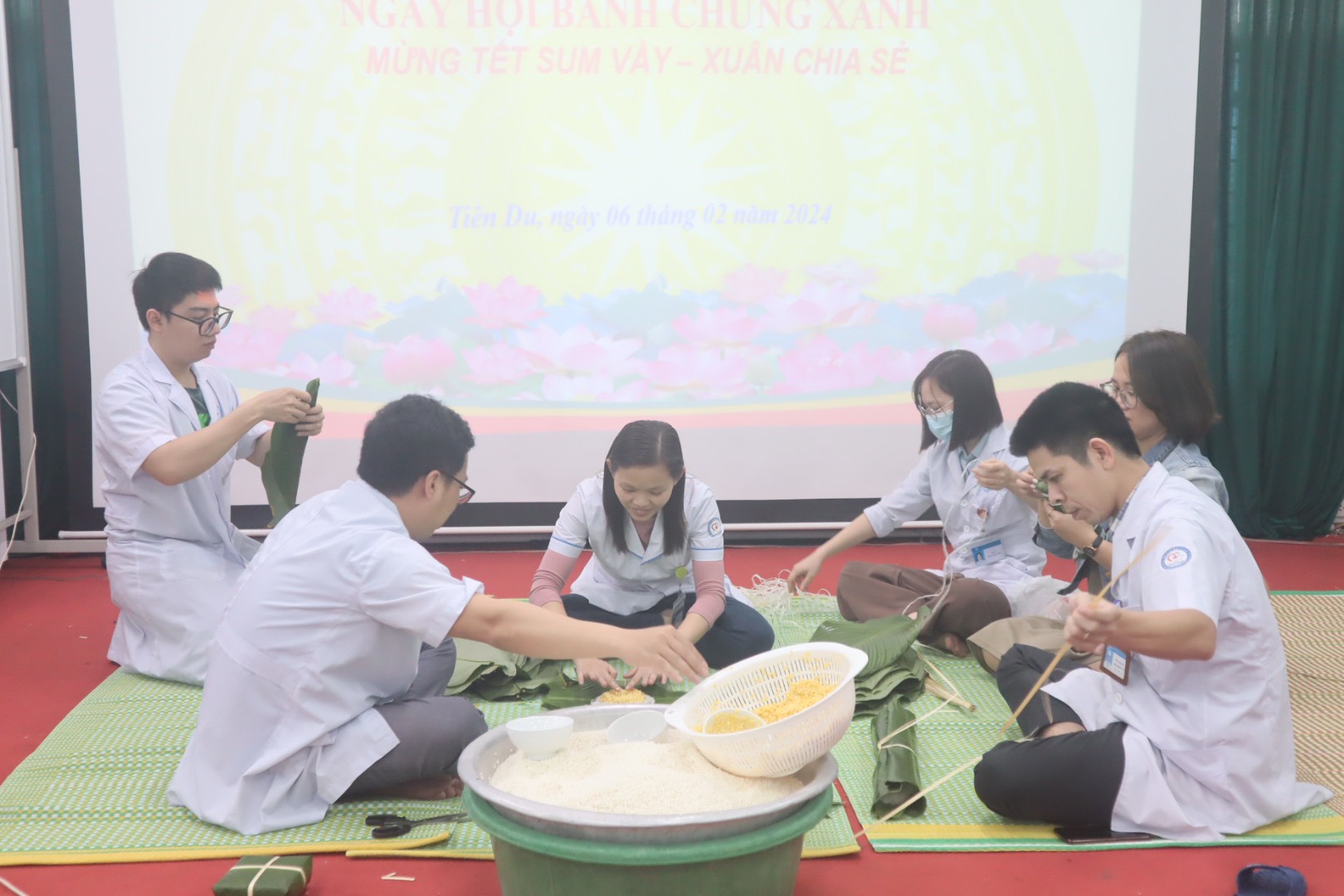 Chương trình “Ngày hội bánh chưng xanh” tại TTYT huyện Tiên Du