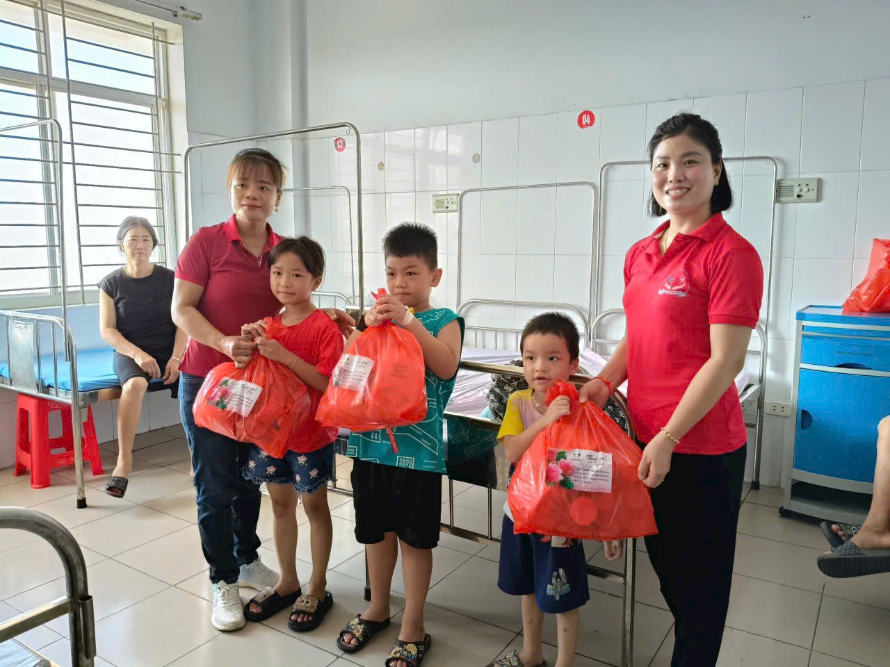Tổng hợp công tác thiện nguyện tại TTYT huyện Tiên Du trong tháng 8/2024